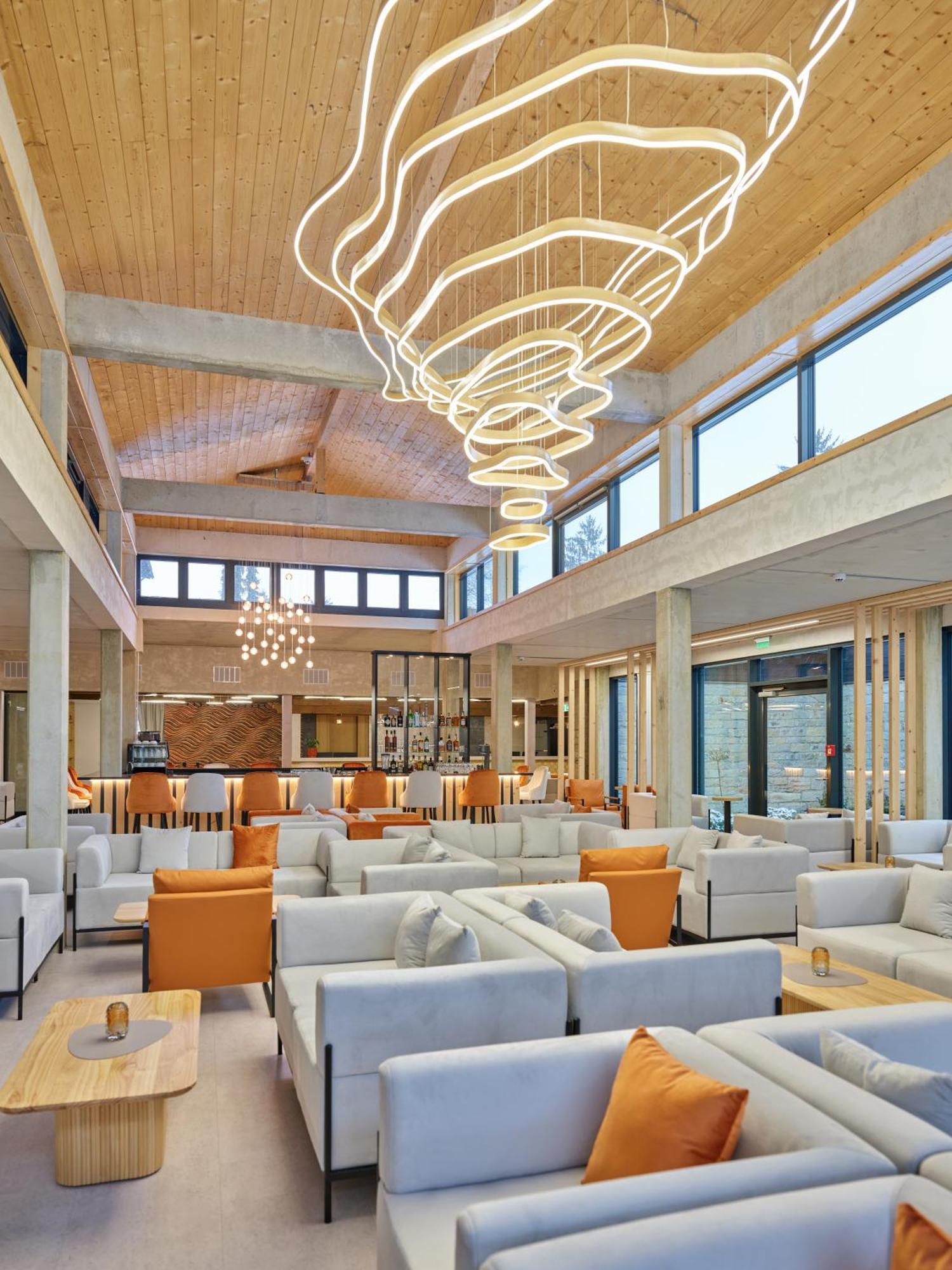 Das Dreiburgensee Naturhotel & Spa Thurmansbang エクステリア 写真